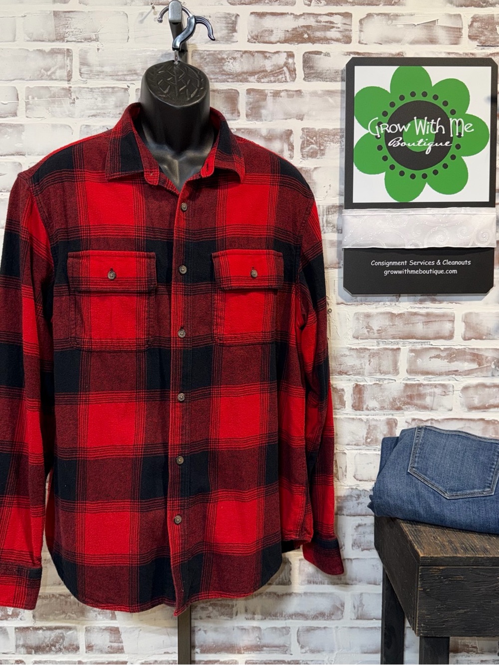 Old Navy Red and Black Plaid Button-Down Shirt